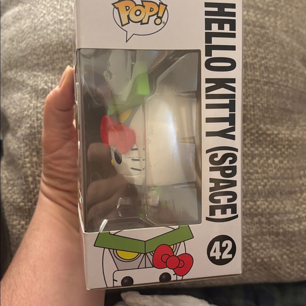 Funko Hello Kitty Space Vinyl Figure - White, Red & Green - Picture 2 of 5